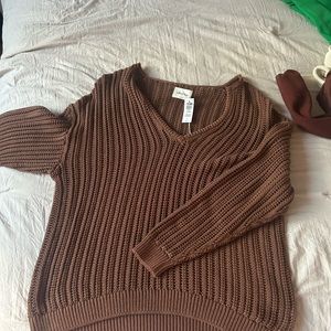 NWT Aritzia sweater